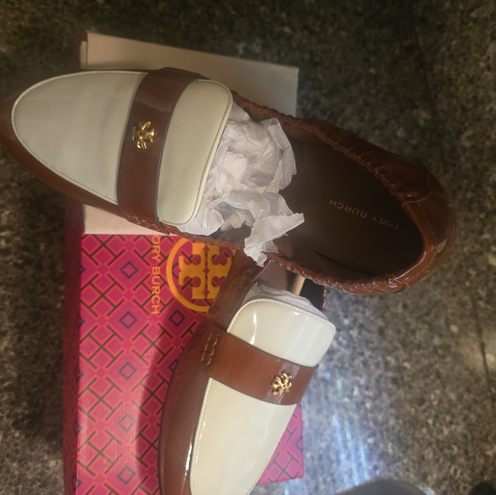 Women's Two-Tone Brown and White Leather Loafers - Picture 3 of 4
